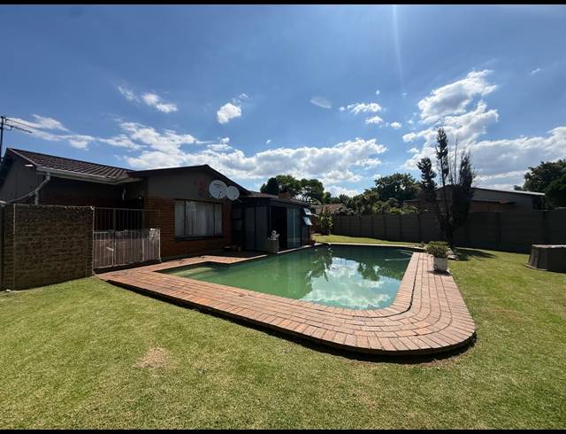 3 BEDROOM HOUSE FOR SALE IN DAL FOUCHE